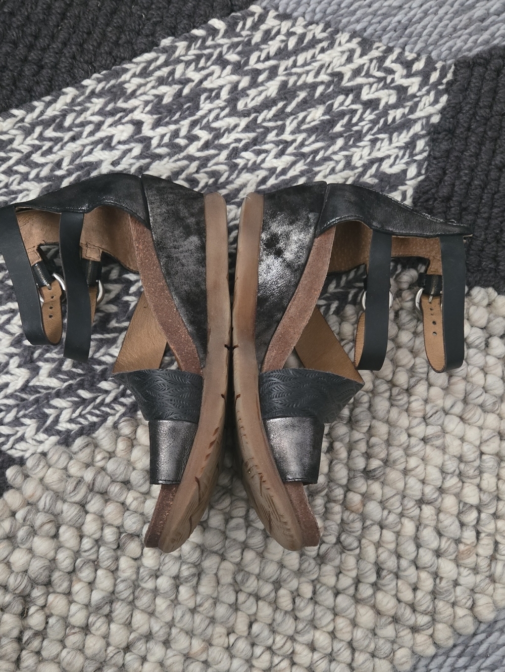 MIZ MOOZ LEATHER SANDALS 9.5 - Picture 3 of 5